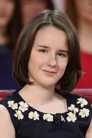 Anna Lemarchand as Caroline Ado in Marianne