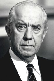 Ian Abercrombie as Wiseman in Army of Darkness