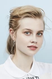 Angourie Rice as Siobhan Sheehan in Mare of Easttown