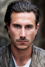 Billy Postlethwaite as Hank in Silo