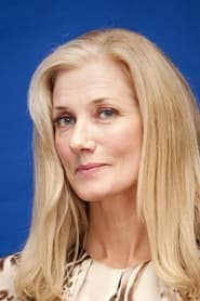 Joely Richardson as Lady Sabrina in The Gentlemen