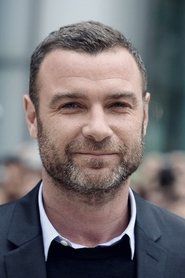 Liev Schreiber as Lipa in Caught Stealing