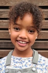 Mary Tölle as Junoe in Cassandra