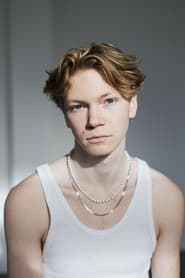 Filip Schnack as Steve in Cassandra