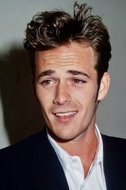 Luke Perry as Billy in The Fifth Element