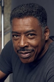 Ernie Hudson as Leo Glynn in Oz